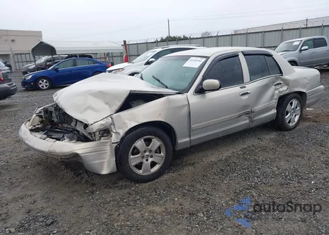 2011 Ford Crown Victoria Lx z USA, uszkodzony, nr VIN 2FABP7EV8BX165712